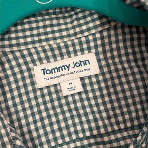 Tommy John unTucked Go Anywhere Shirt Green button-up